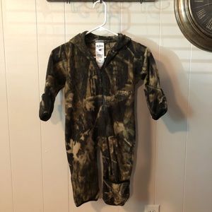 Boys- 24 Month Columbia fleece zip up body suit